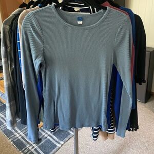 Old Navy ribbed long sleeve shirt